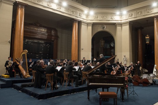 La orquesta nacional de música argentina "Juan de Dios Filiberto" ha realizado varias presentaciones en la BCBA.