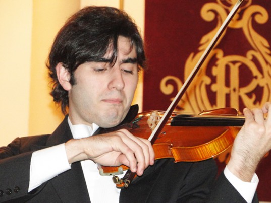 Xavier Inchausti, solista de violín.